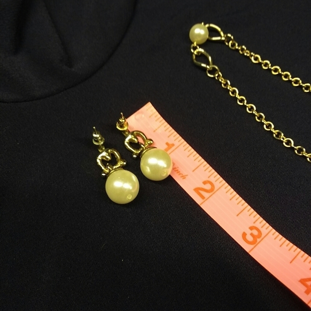 Vintage Necklace & Earrings Set - Picture 13 of 16